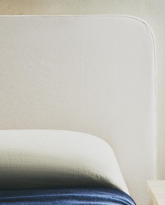 ROUNDED HEADBOARD WITH LINEN COVER - King