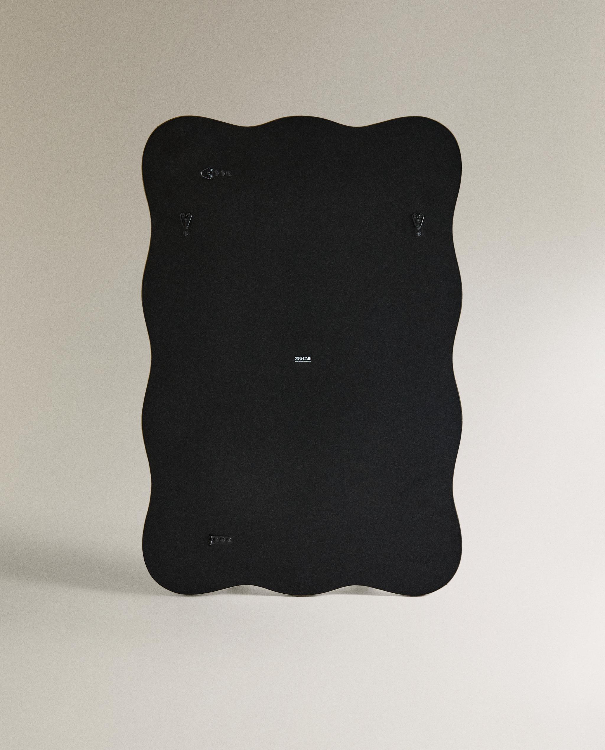 ご自宅にぴったりの装飾ミラー | Zara Home 日本/Japan