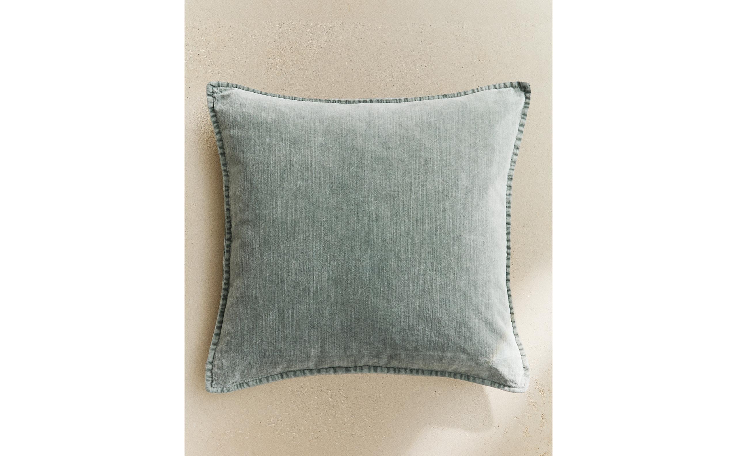 ベルベット クッションカバー | Zara Home 日本/Japan ベルベット クッションカバー | Zara Home 日本/Japan
