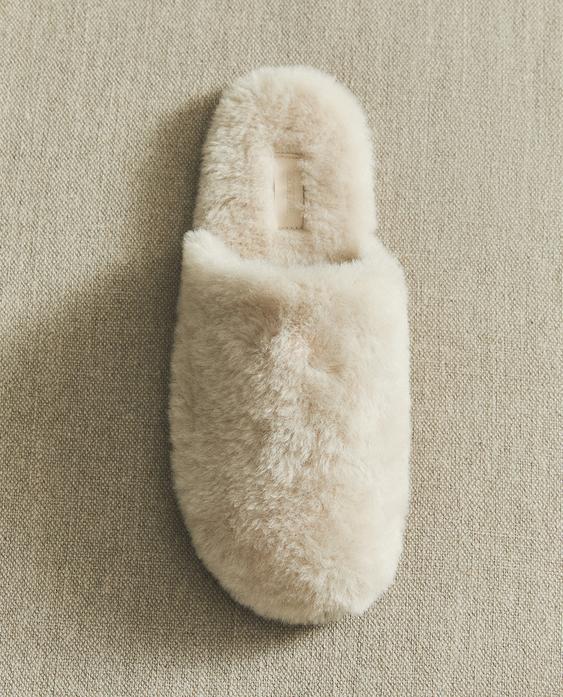 FAUX FUR MULE SLIPPERS