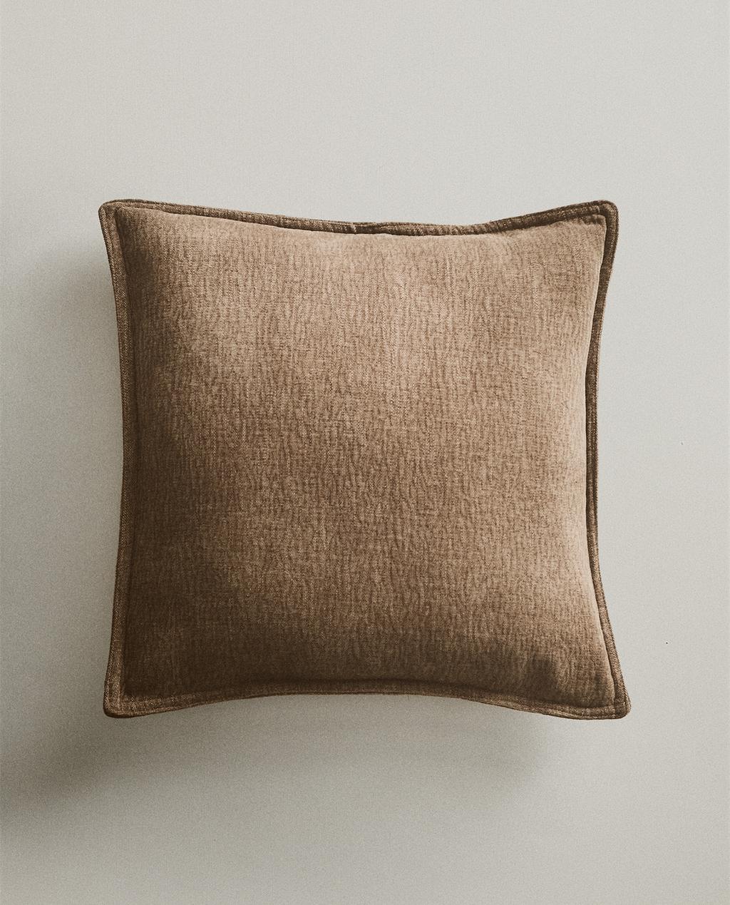 TEXTURED CUSHION COVER