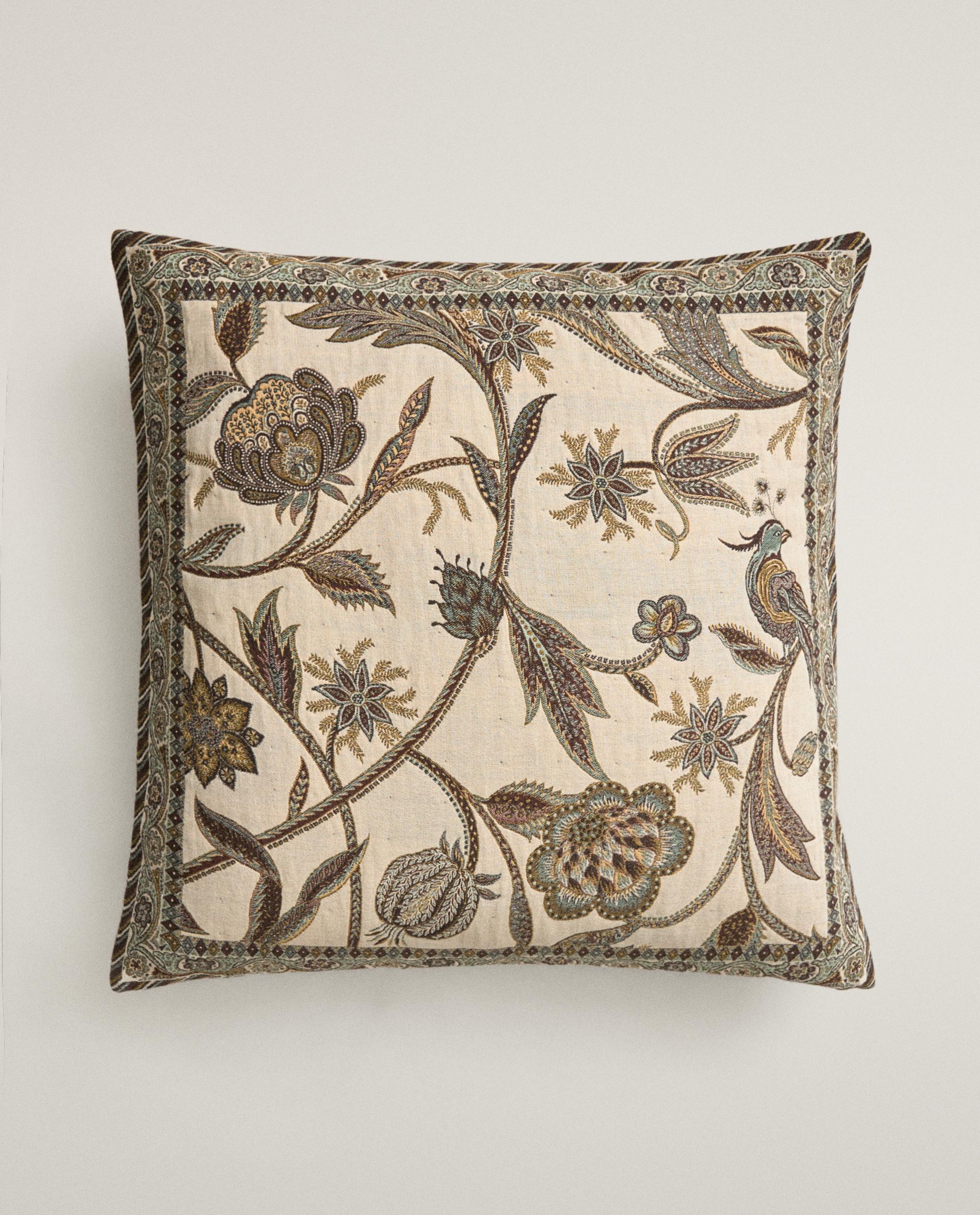 JACQUARD CUSHION COVER product thumbnail 9