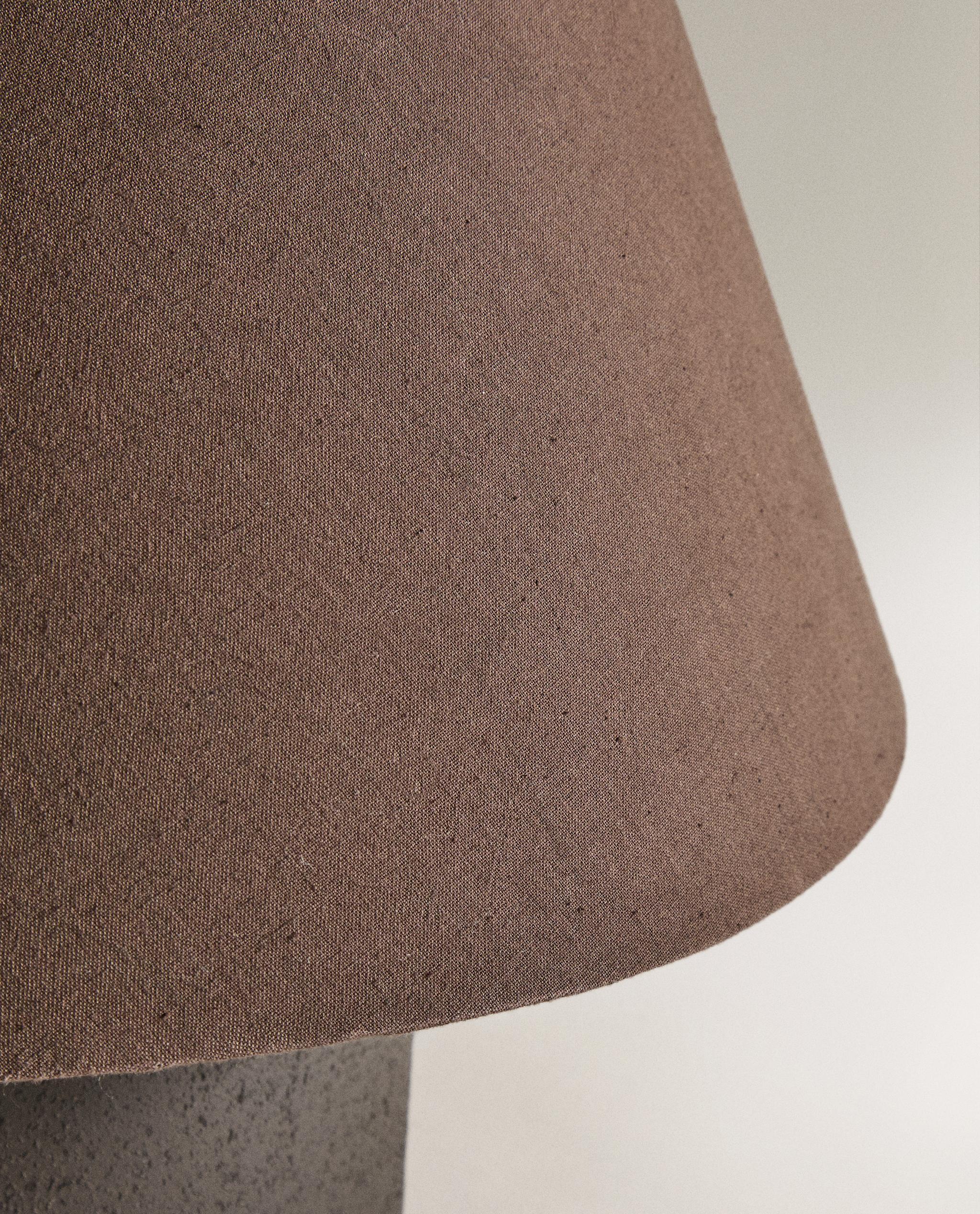 METAL AND COTTON TABLE LAMP product thumbnail 4