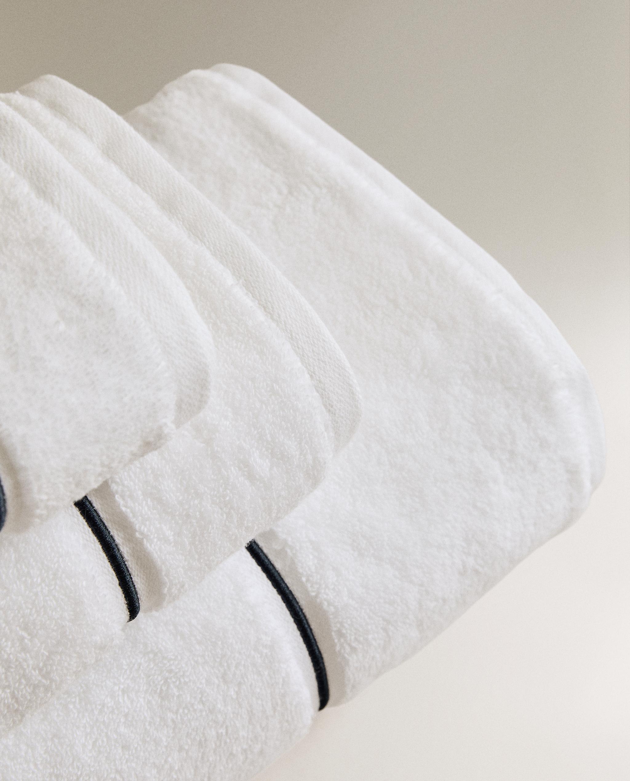 EMBROIDERED TRIM BATH TOWEL product thumbnail 11