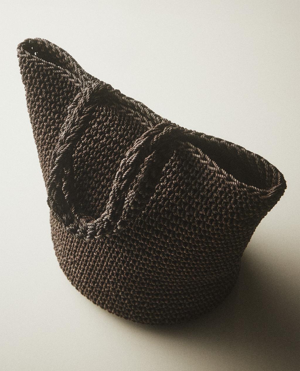 MINI BOLSO EFECTO TRENZADO MINI BOLSO EFECTO TRENZADO