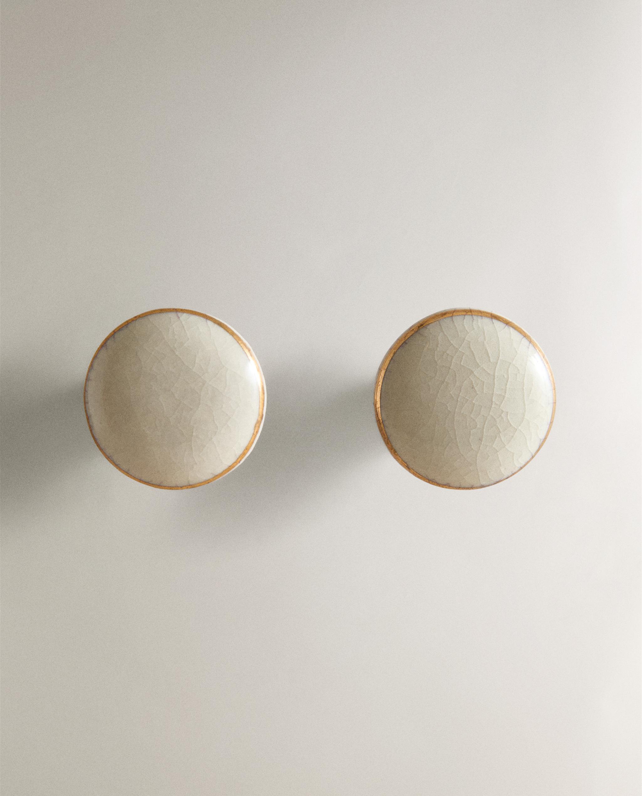 PACK OF ROUND CERAMIC DOOR KNOBS (PACK OF 2) product thumbnail 3
