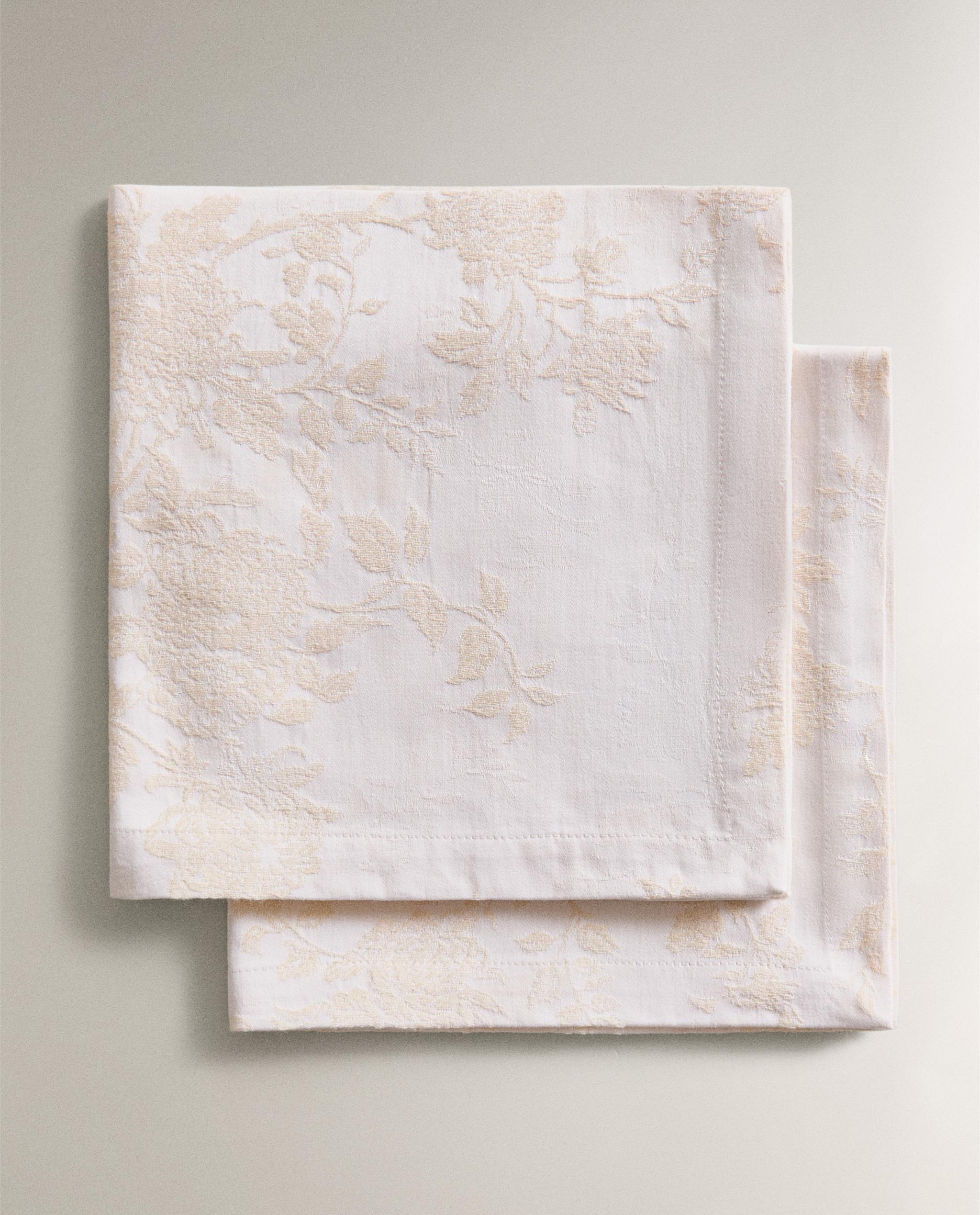 PACK OF COTTON JACQUARD NAPKINS (PACK OF 2) product thumbnail 9