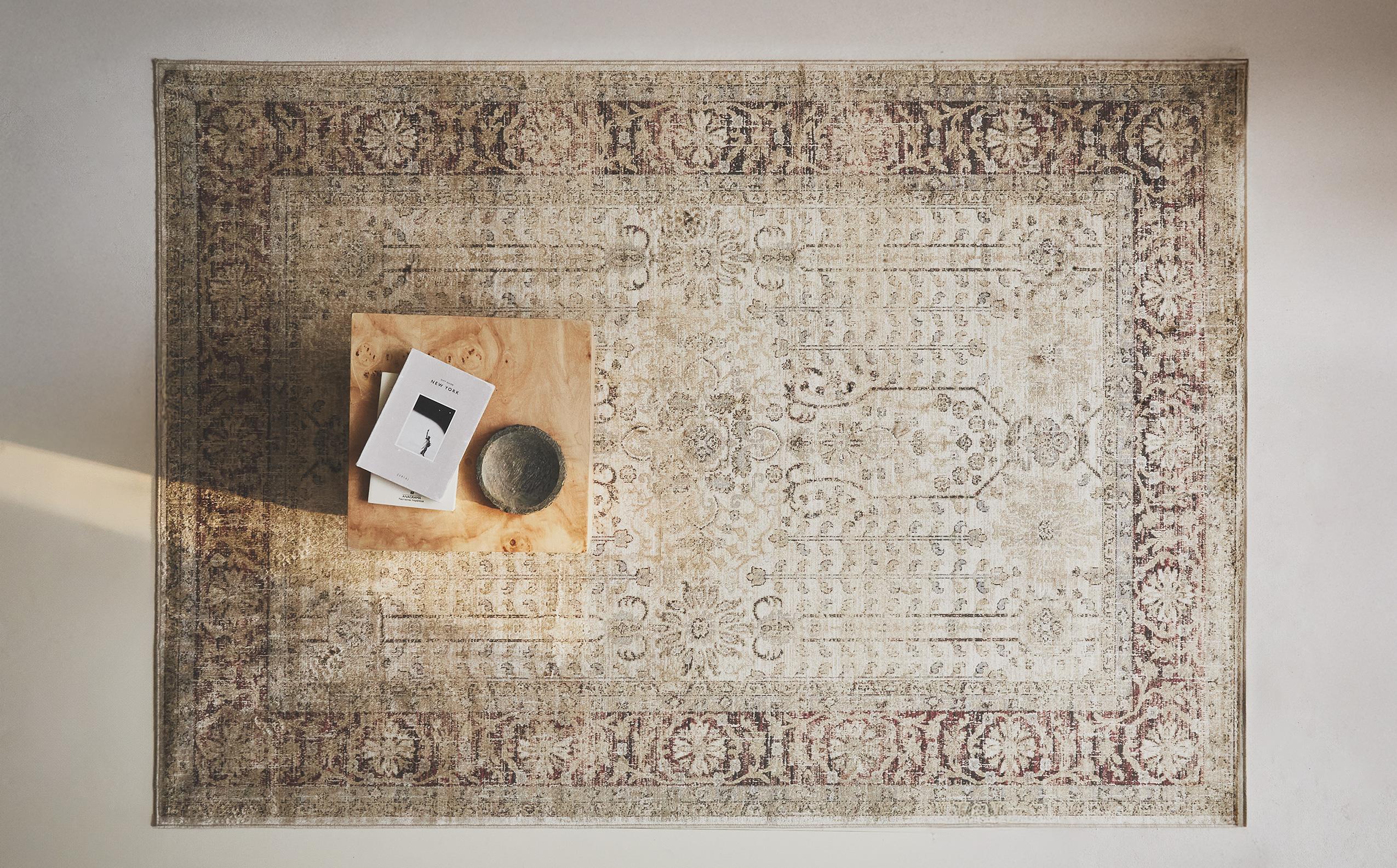 ZARA HOME 160*230 ヴィンテージテイスト ラグ ZARA HOMEのラグを買ったら、リビングが洒落た！【スタイリスト