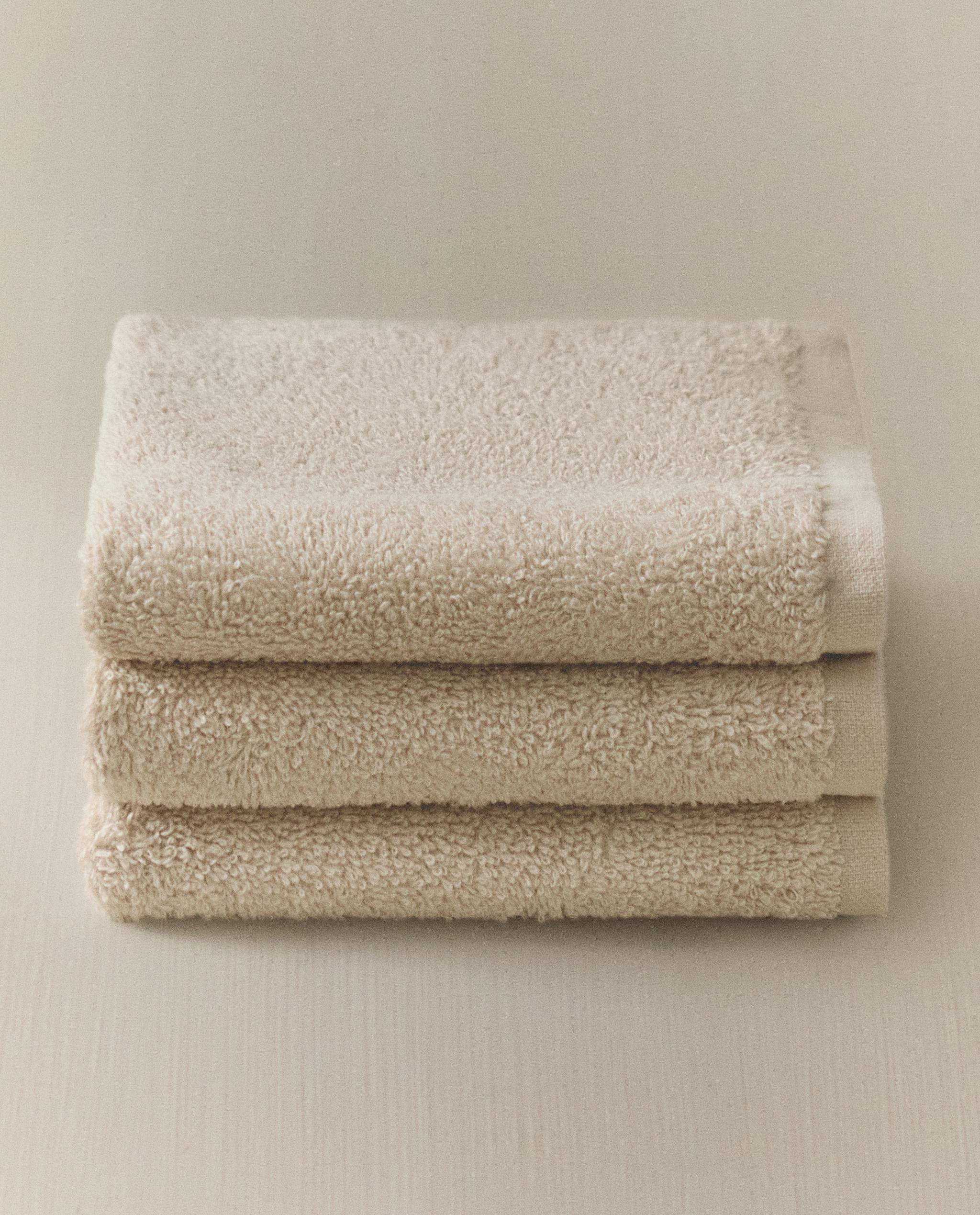 PACK OF COTTON HAND TOWELS (PACK OF 3) product thumbnail 15