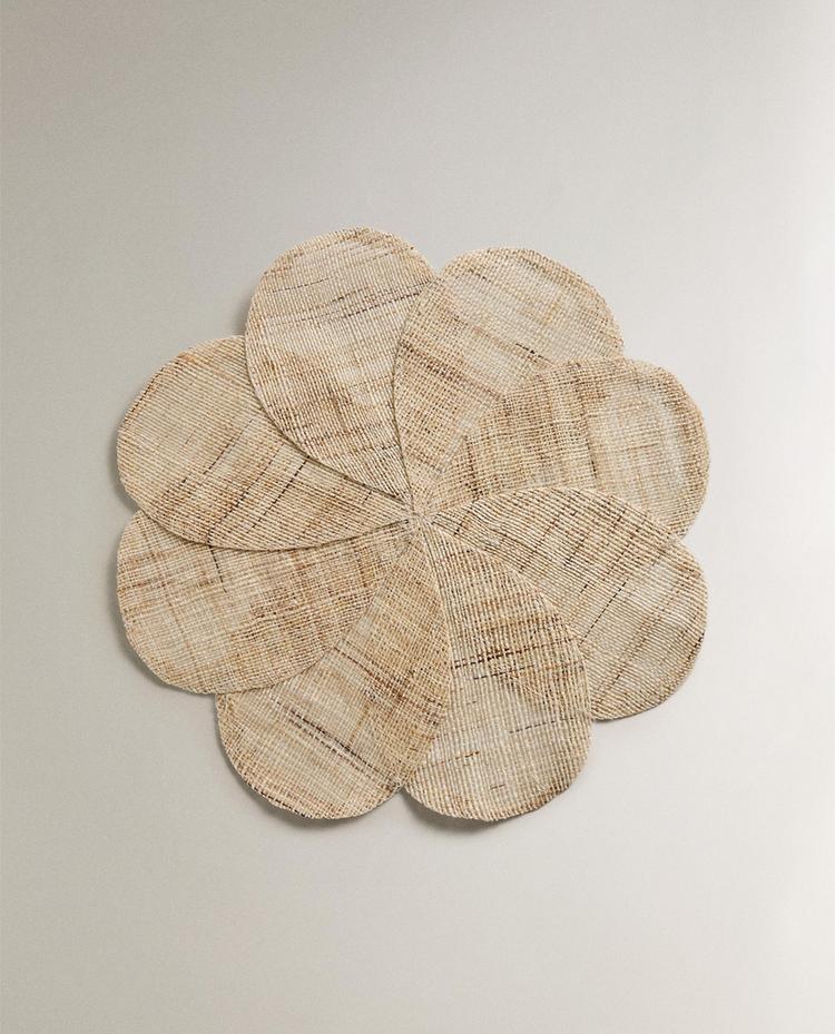 MANTEL INDIVIDUAL FLOR RAMIO MANTEL INDIVIDUAL FLOR RAMIO