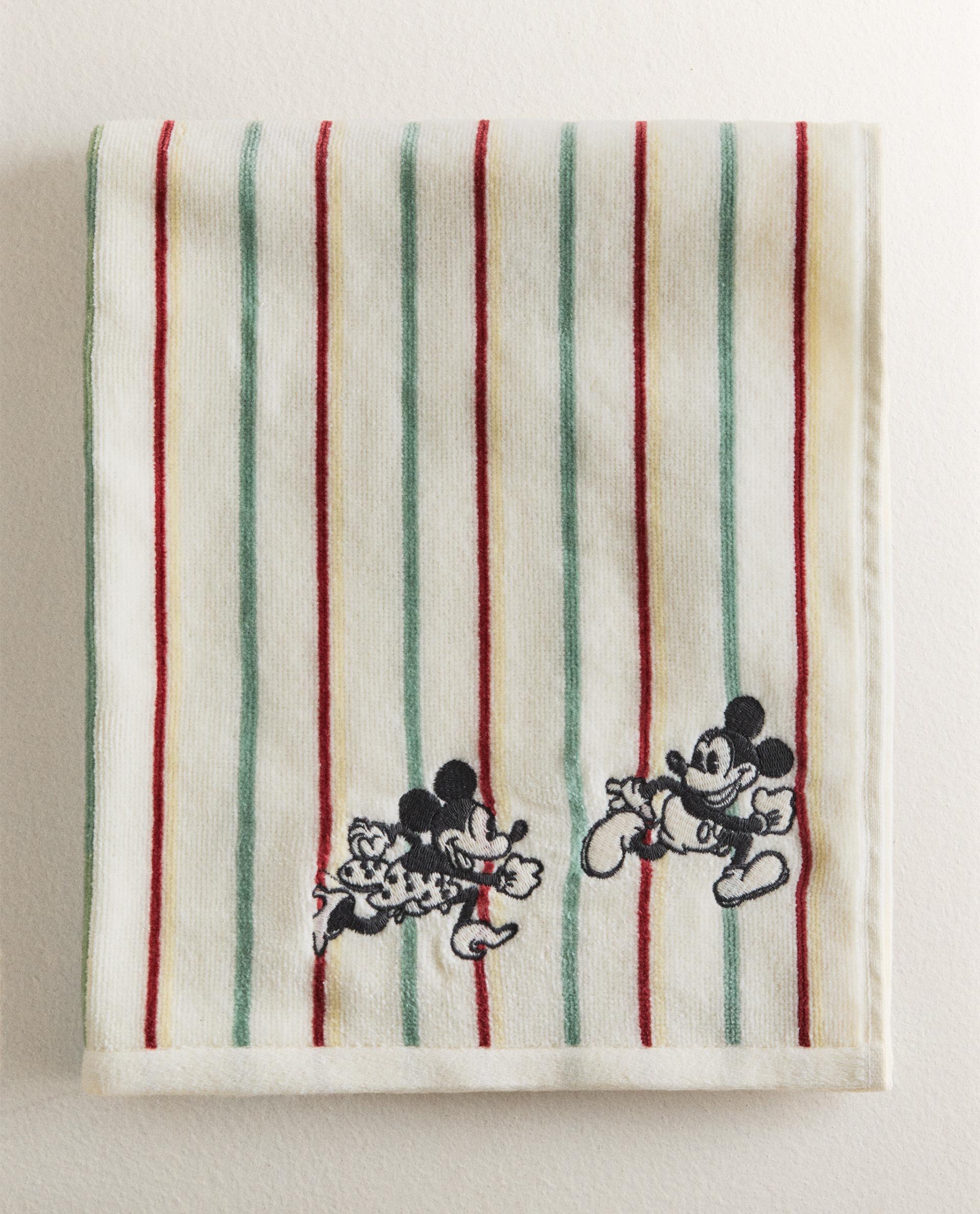 SERVIETTE DE BAIN ENFANT VELOURS MICKEY & MINNIE ©DISNEY SERVIETTE DE BAIN ENFANT VELOURS MICKEY & MINNIE ©DISNEY