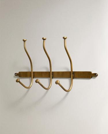 GOLDEN WALL HANGER