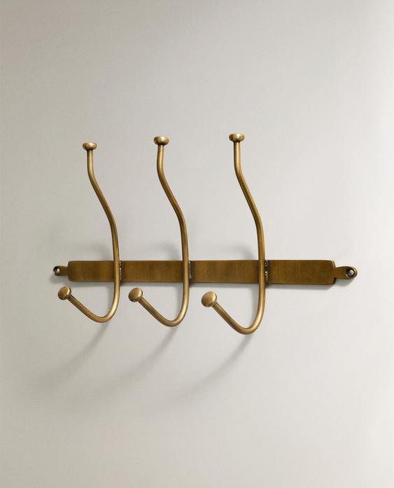 GOLDEN WALL HANGER GOLDEN WALL HANGER