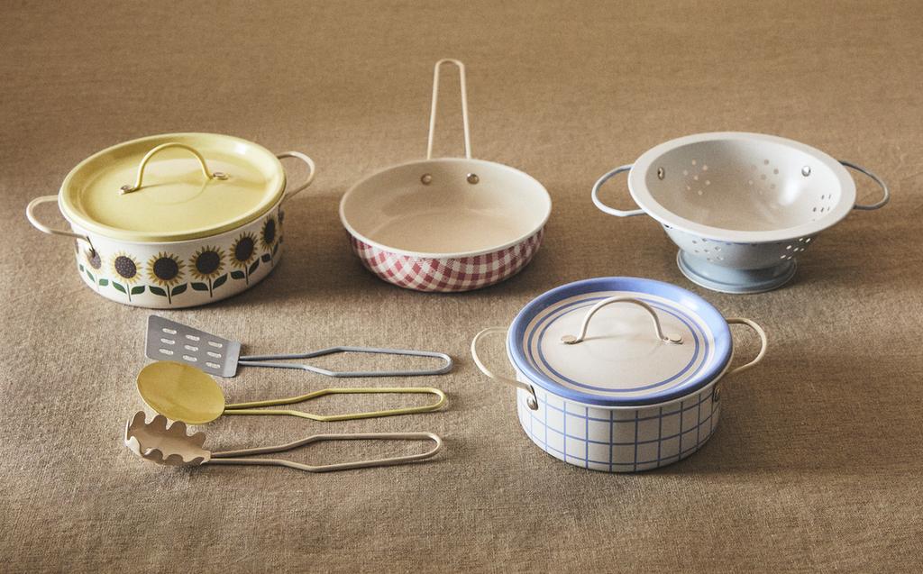 KIDS' TOY UTENSIL SET KIDS' TOY UTENSIL SET