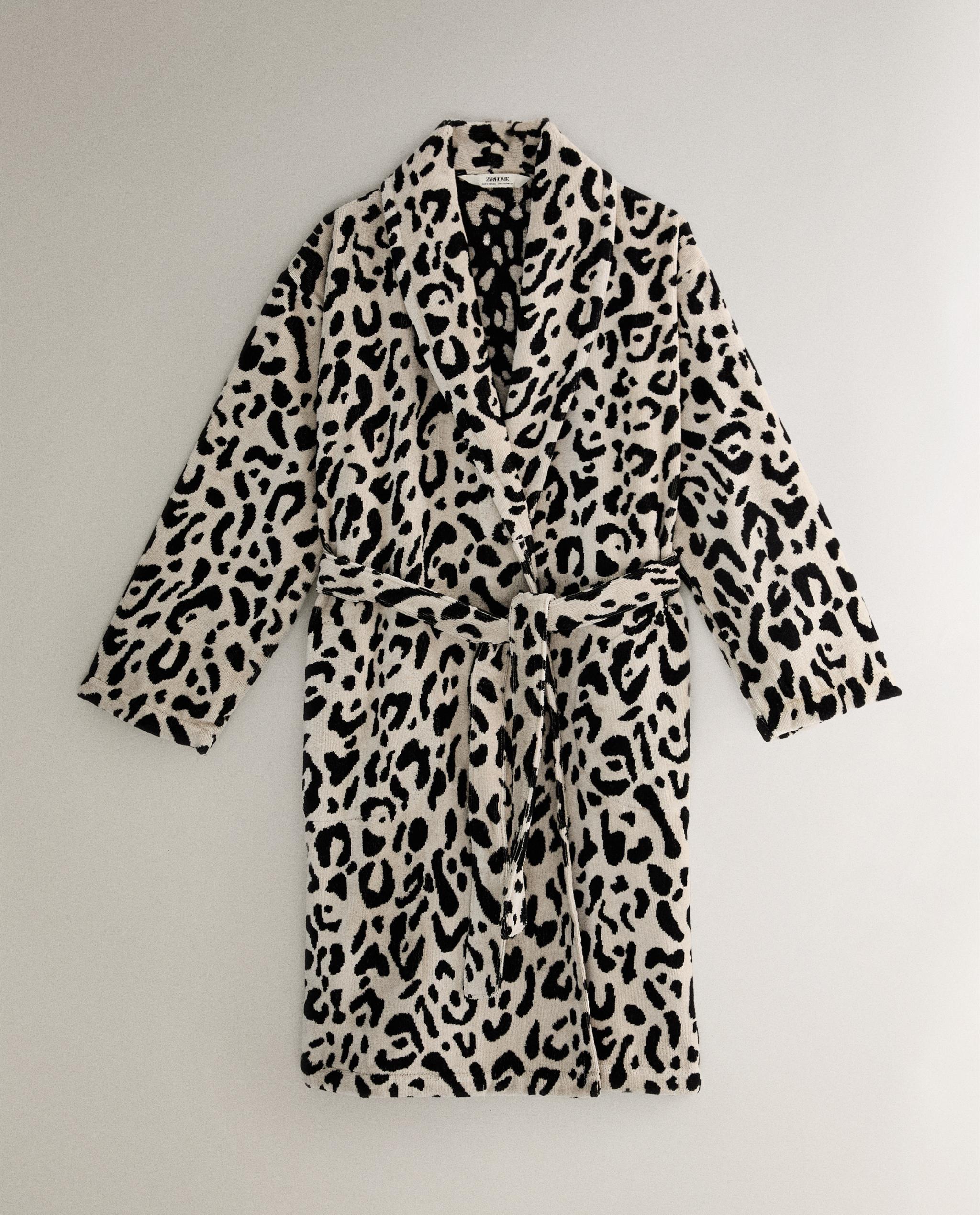 ANIMAL PRINT VELOUR DRESSING GOWN product thumbnail 7