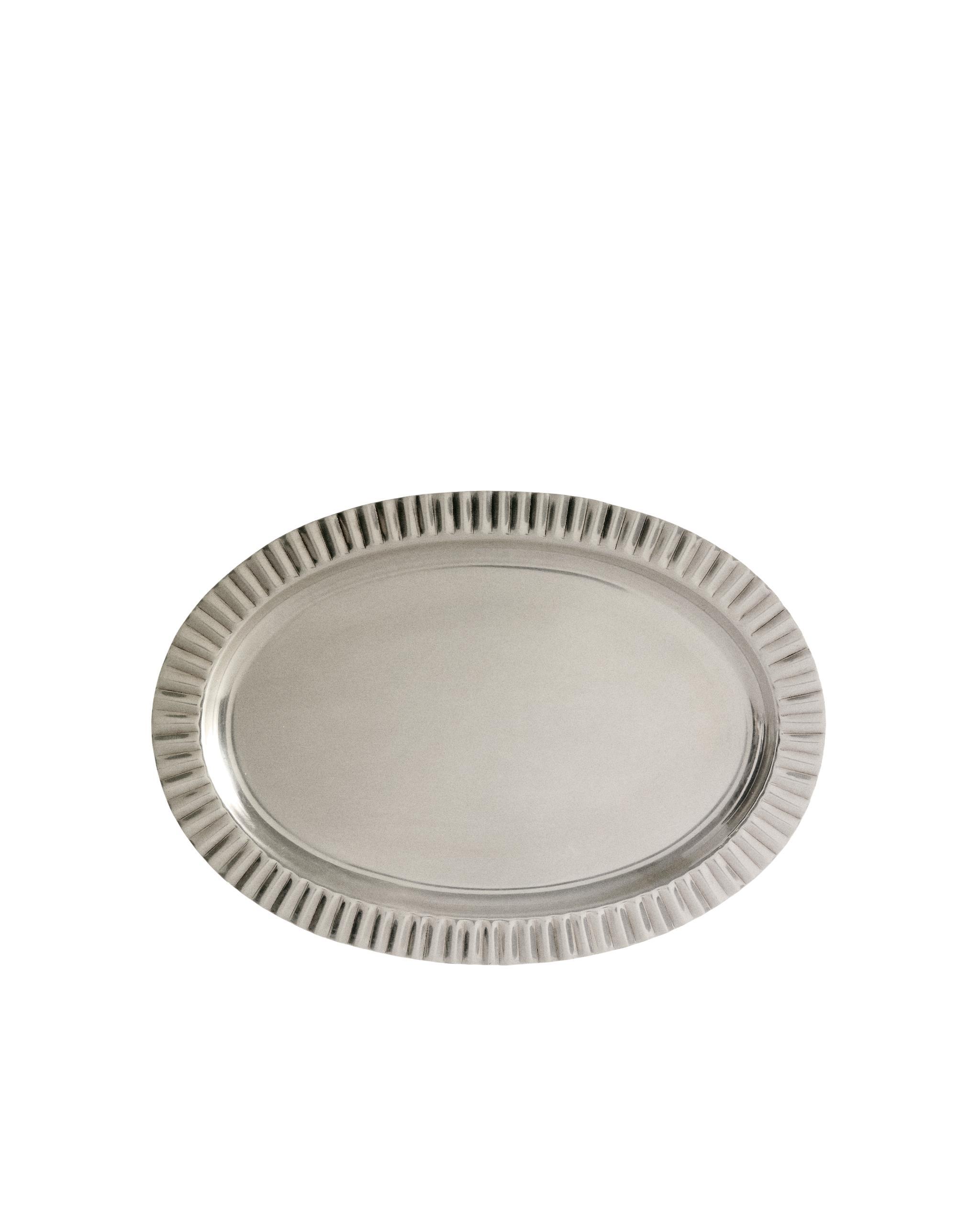 SCALLOPED METAL BATHROOM TRAY product thumbnail 6