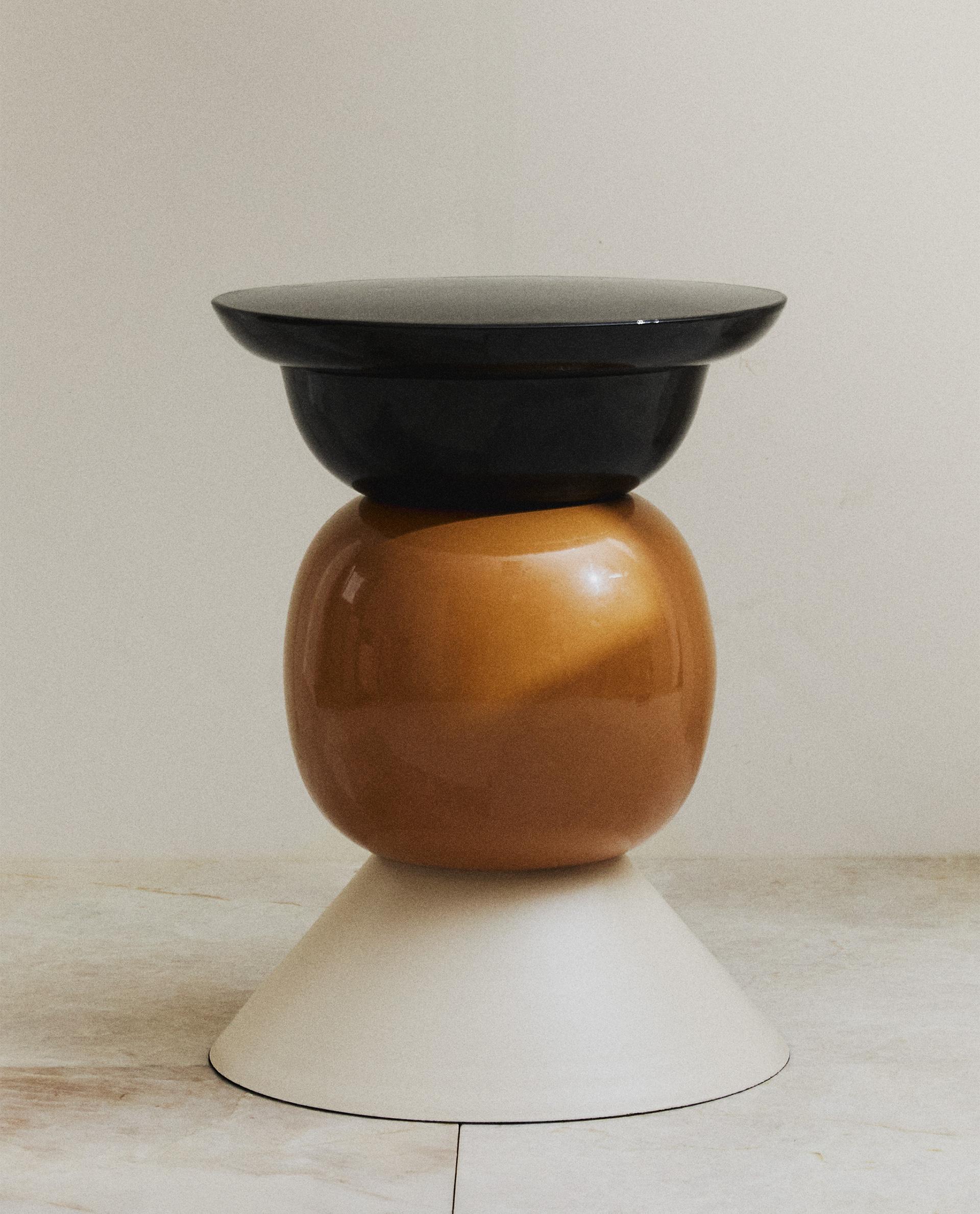 SHINY AND MATTE SIDE TABLE X COLLAGERIE