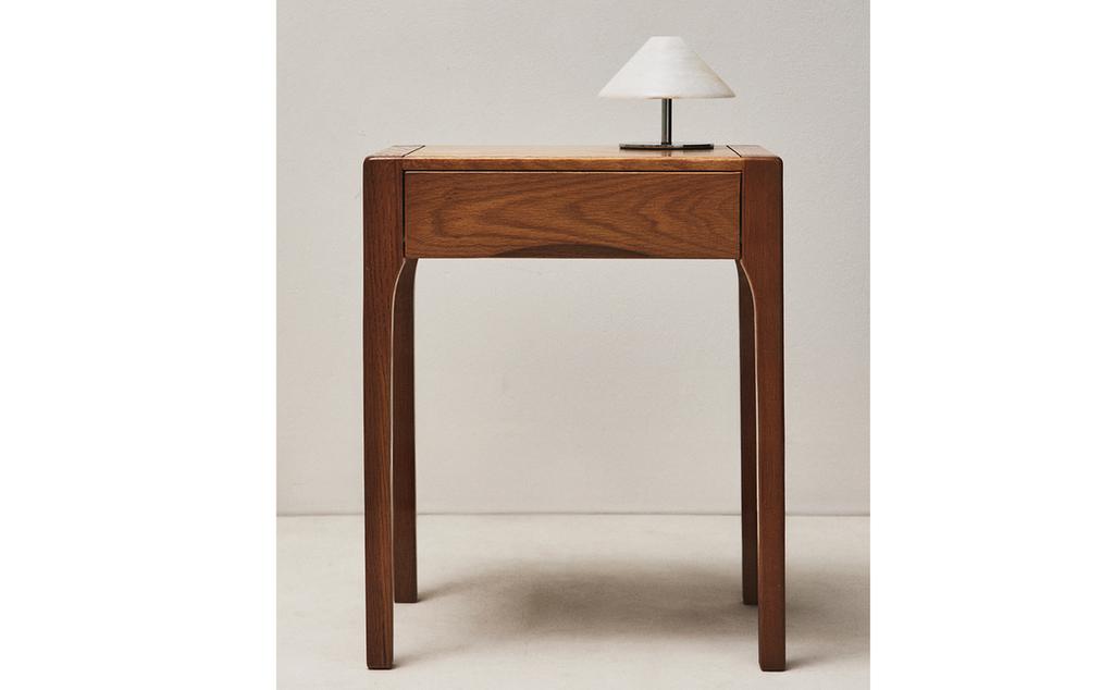 OAK BEDSIDE TABLE WITH DRAWER