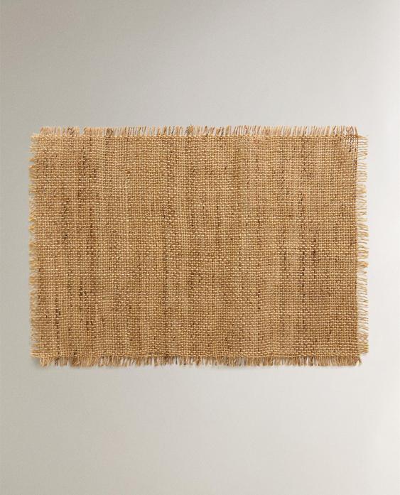 WOVEN FIBRE PLACEMAT