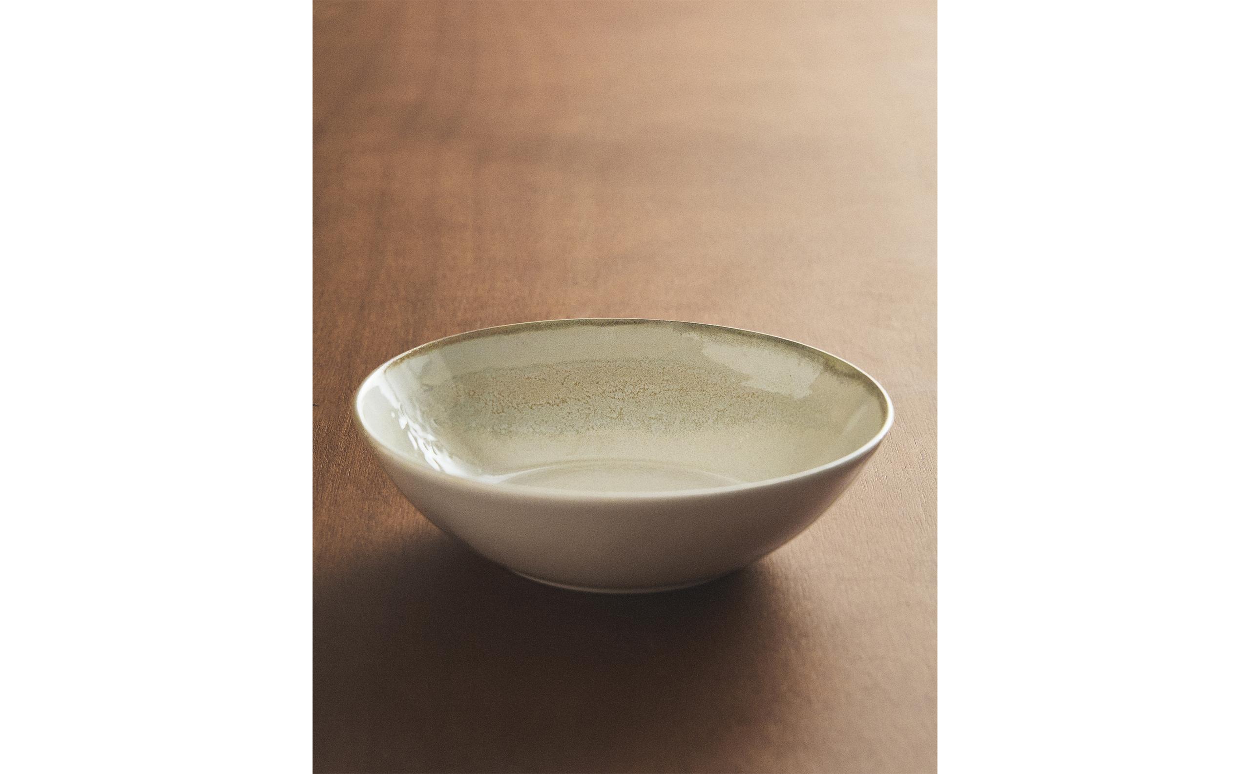 ANTIQUE FINISH STONEWARE BOWL product thumbnail 3