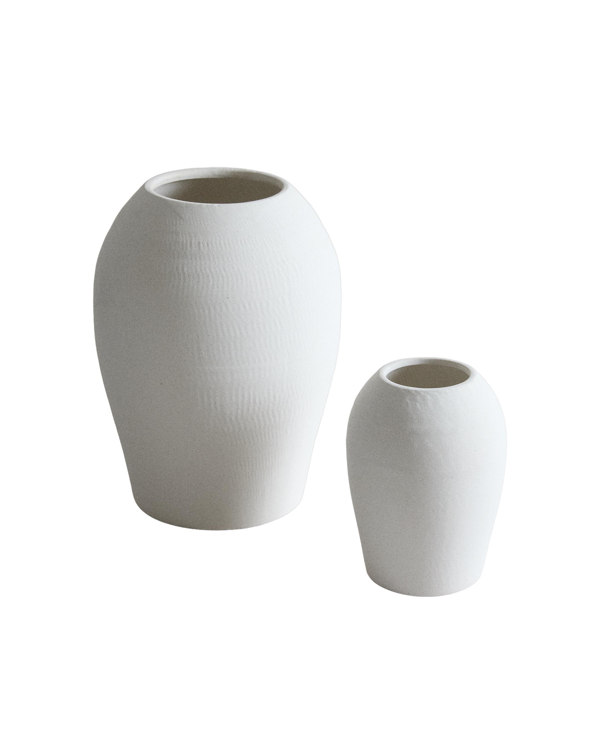 TEXTURED CERAMIC VASE product thumbnail 6