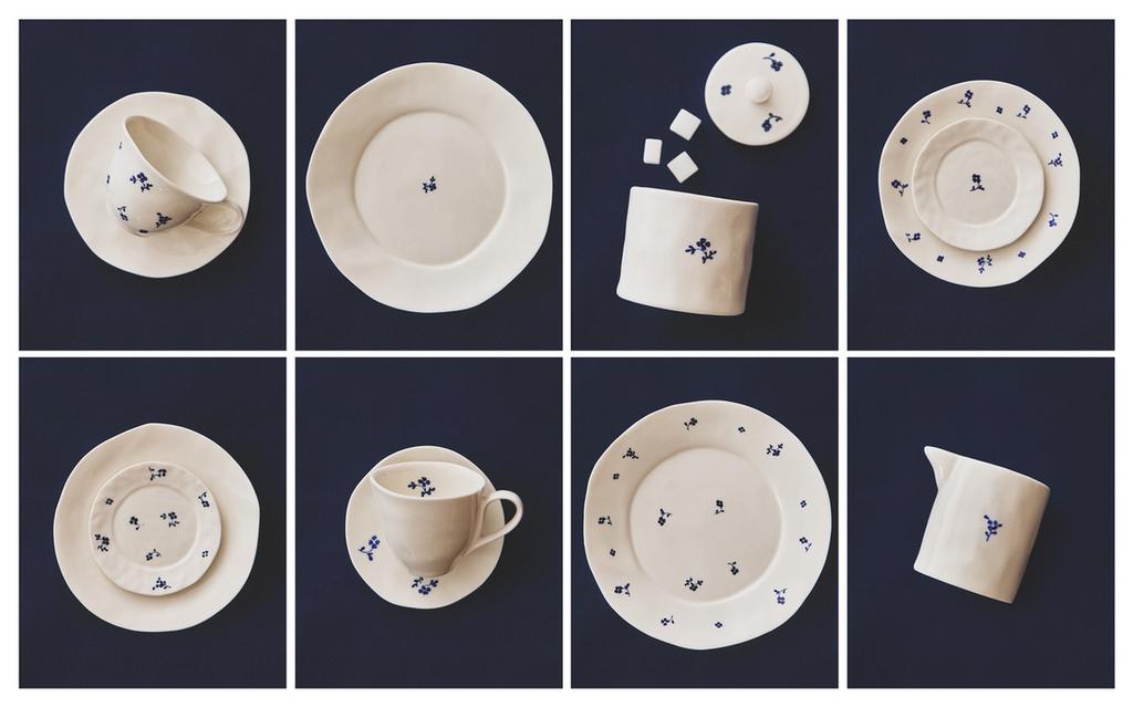 FLORAL PORCELAIN DINNER SET