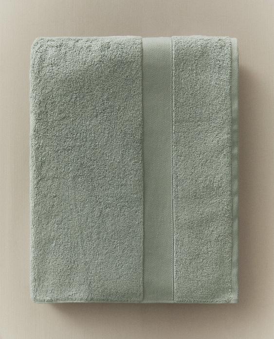 ASCIUGAMANO DA BAGNO IN COTONE PREMIUM (600 G/M²)