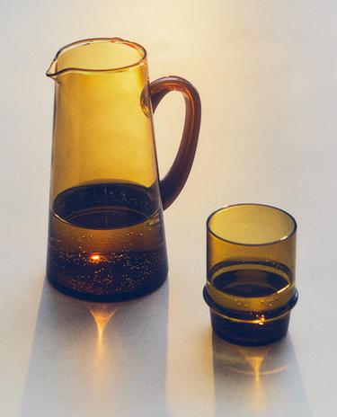 BUBBLE-EFFECT GLASSWARE