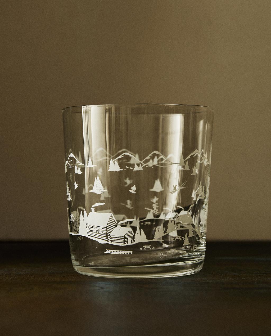 GLASS TUMBLER WITH CHRISTMAS SEASON TRANSFER