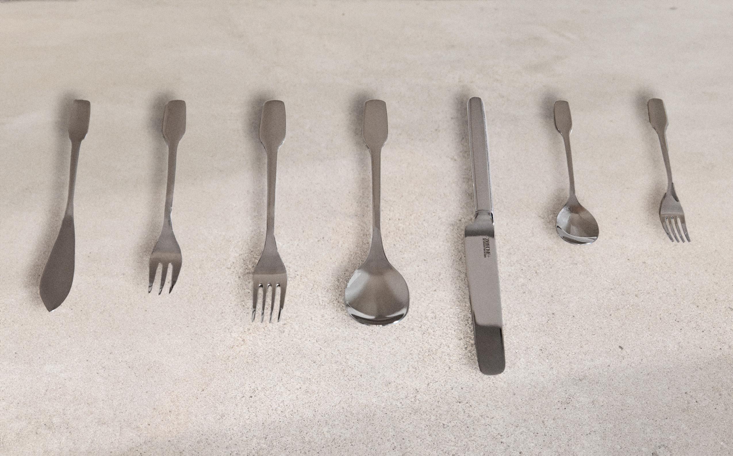 CUTLERY 01