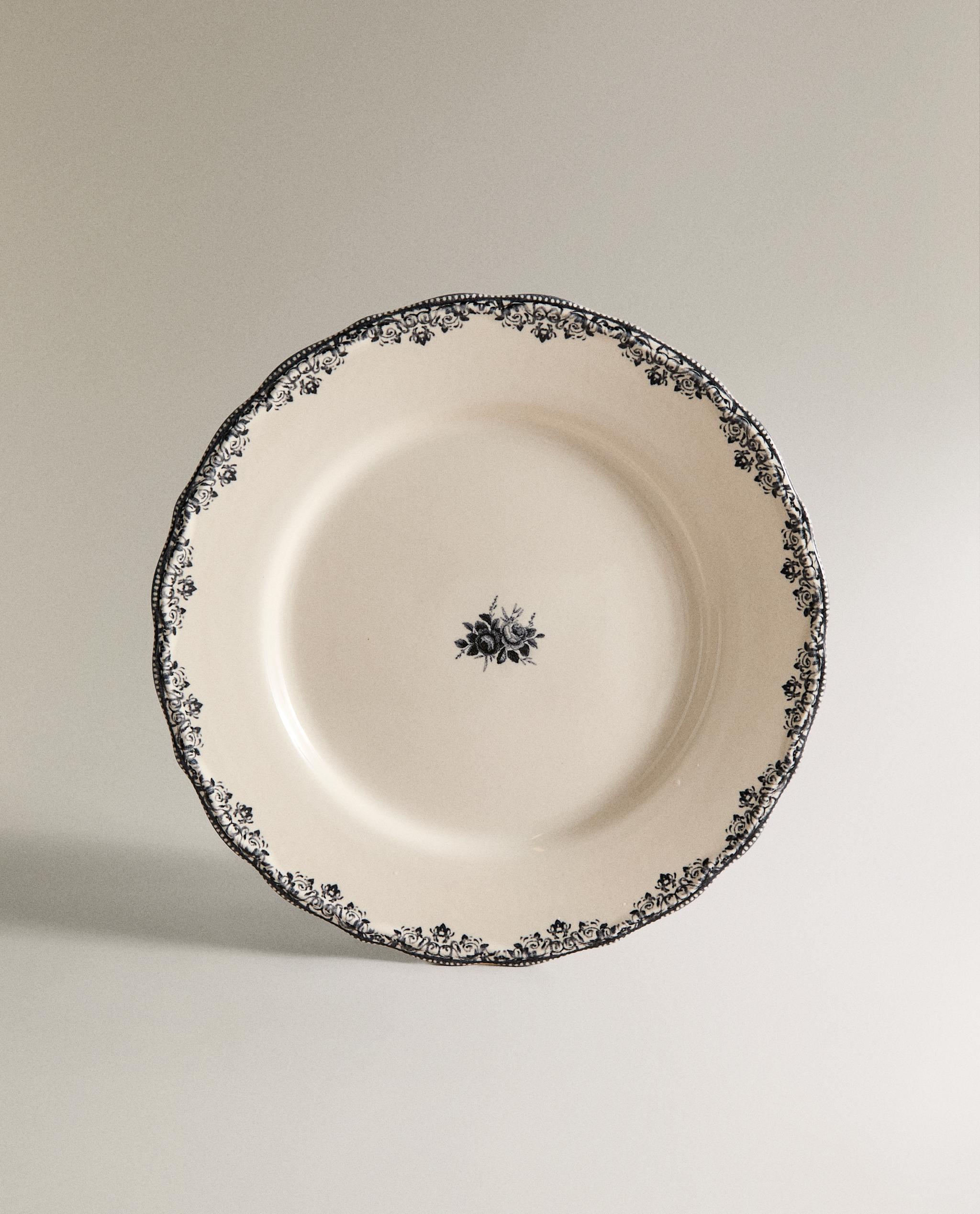 DINNER PLATE WITH PLACEMENT DESIGN product thumbnail 6