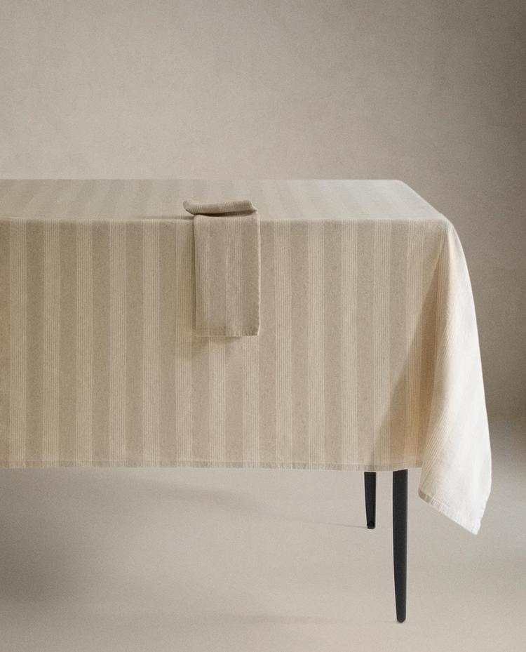 MANTEL LINO LAVADO FRANJAS