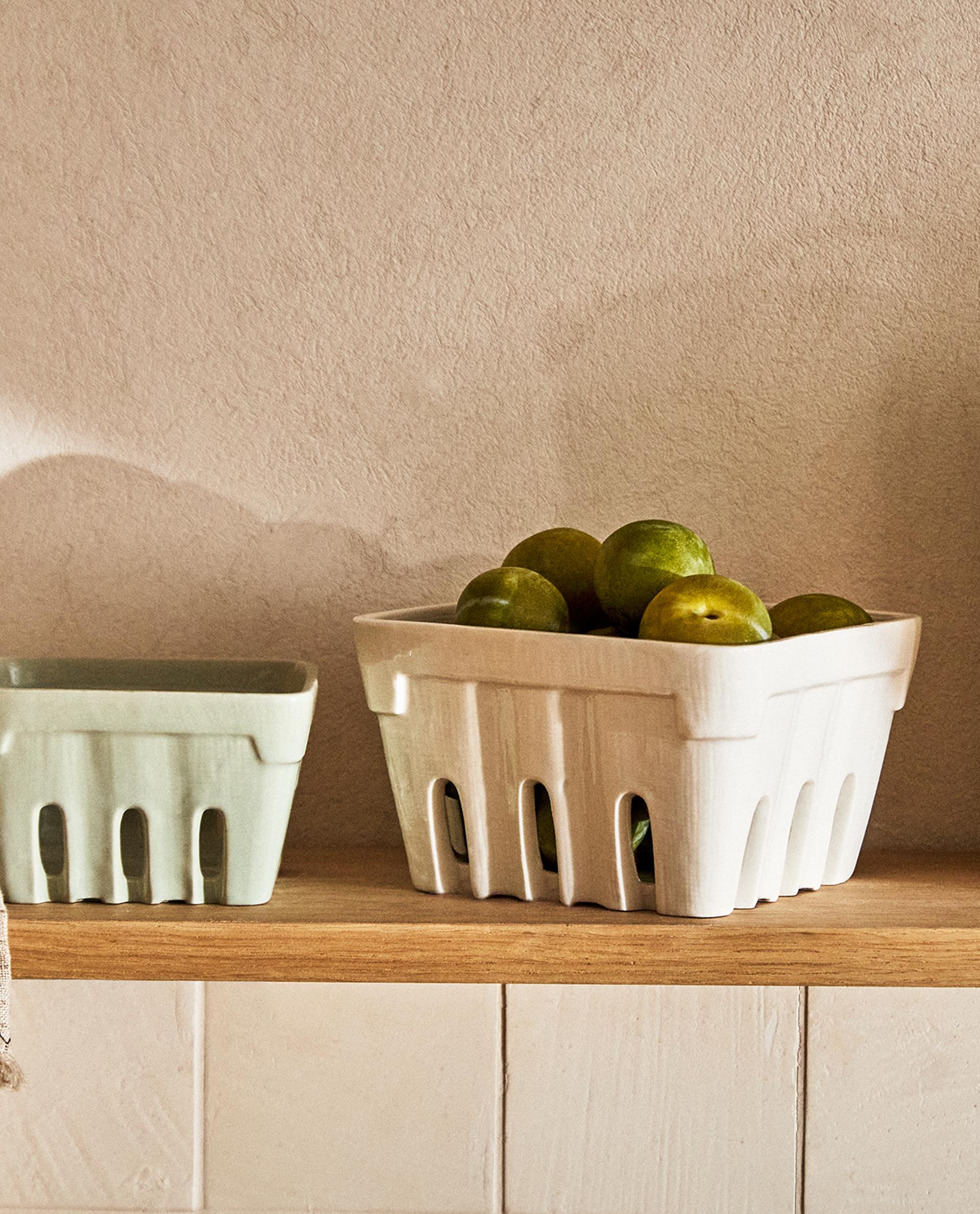 LARGE SQUARE CERAMIC BASKET