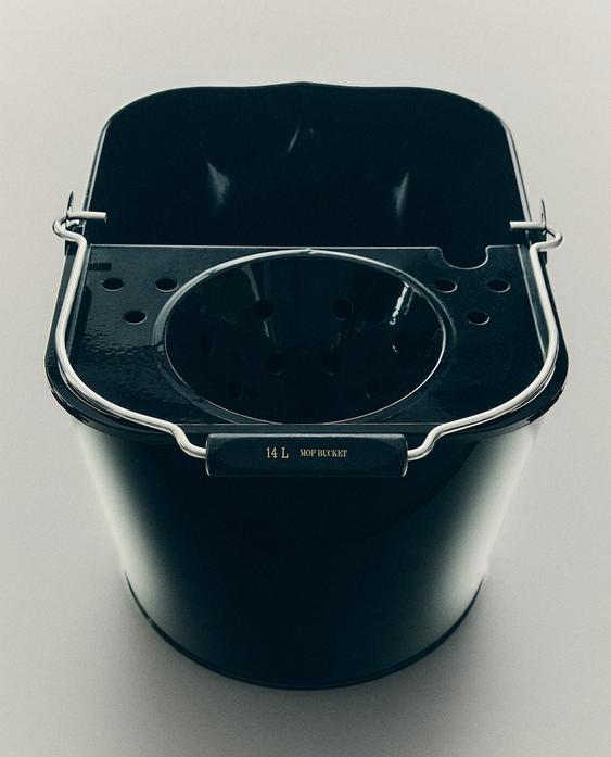 SECCHIO MOCIO CON SCOLATORE SECCHIO MOCIO CON SCOLATORE