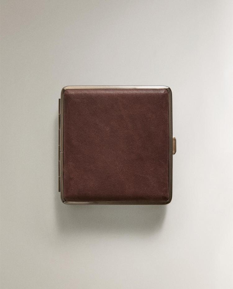 BROWN LEATHER CIGARETTE CASE