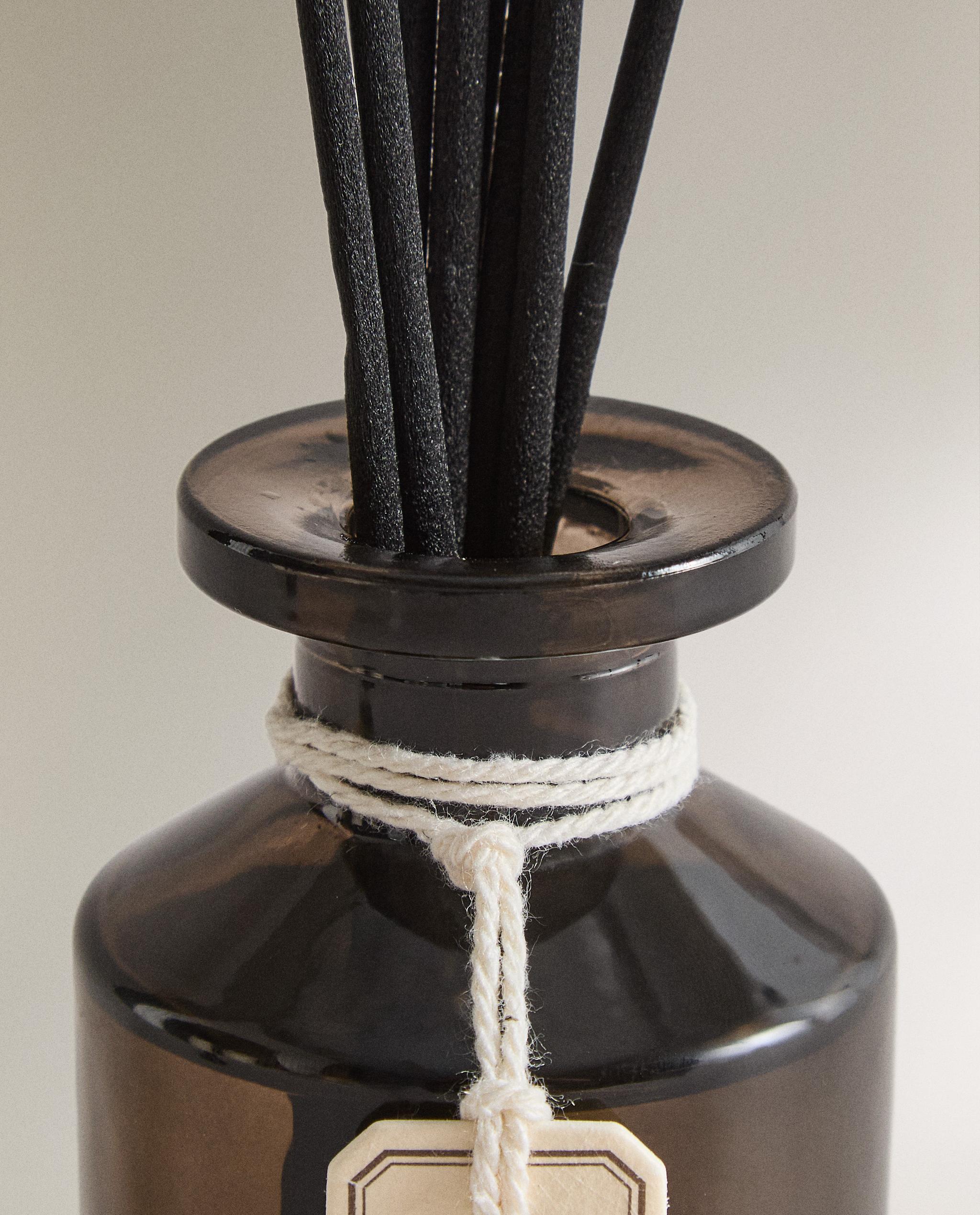 (100 ML) CÈDRE ÉPICÉ REED DIFFUSERS product thumbnail 7