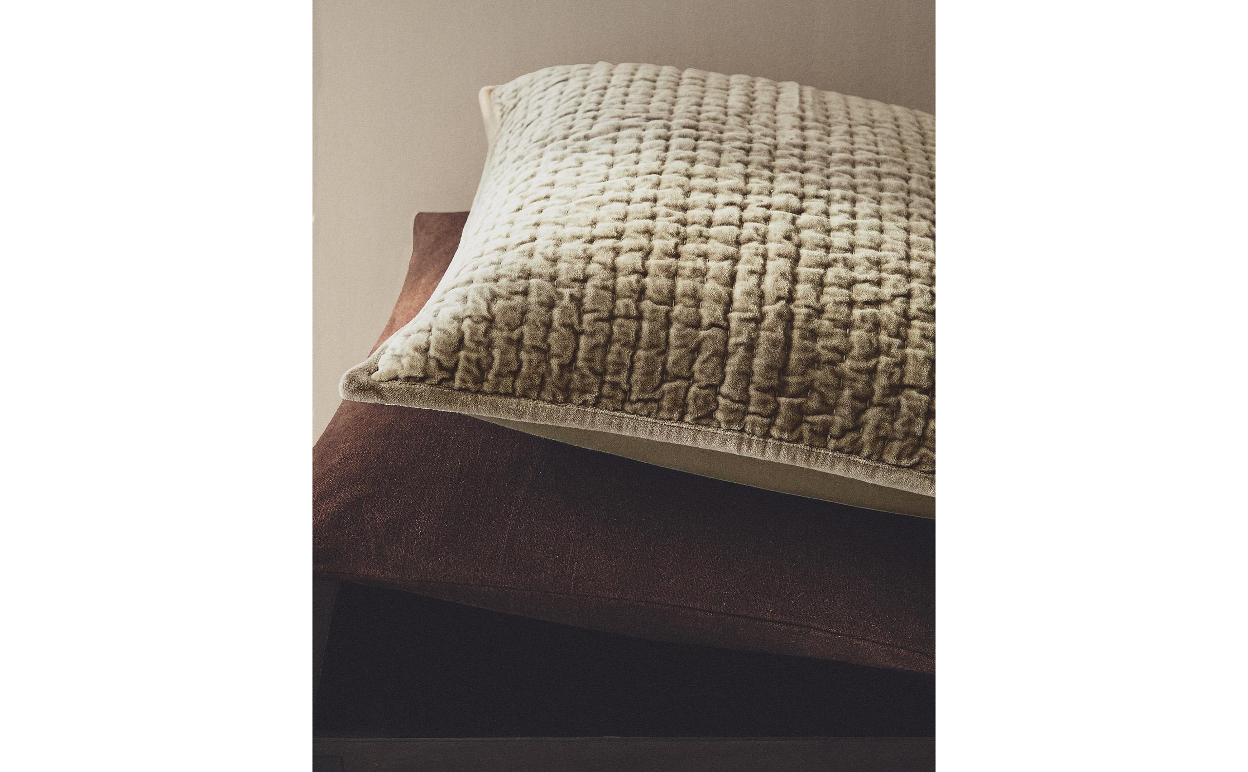 キルト布団と羽毛布団 | Zara Home 日本/Japan | 最新コレクション