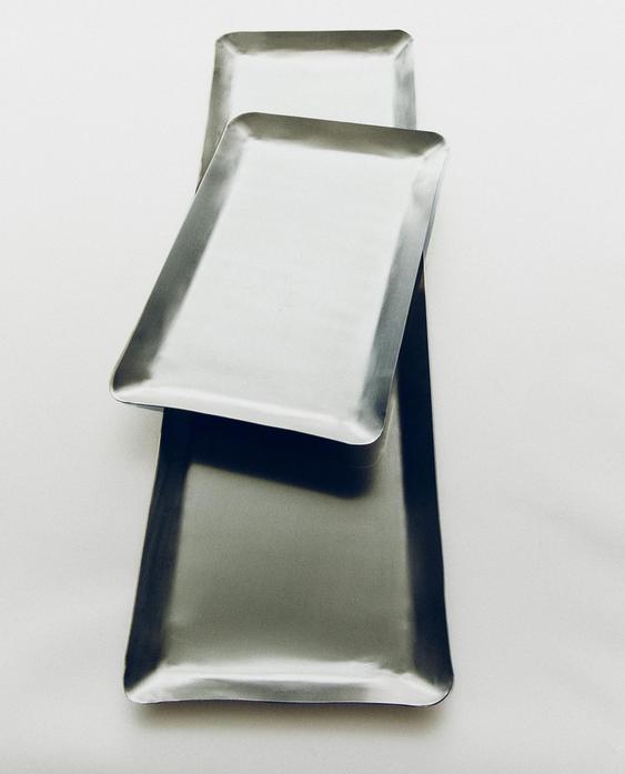 DECORATIVE RECTANGULAR TRAY