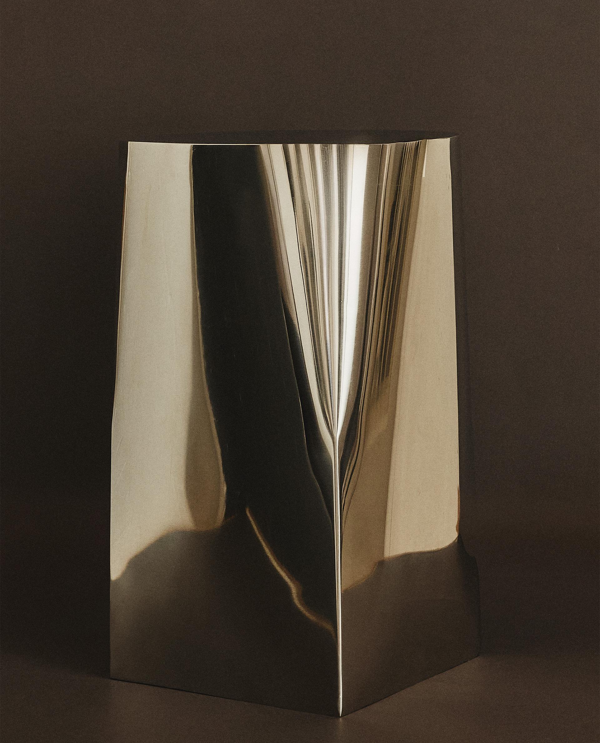 ステンレススチール サイドテーブル / zara  スチールサイドテーブル | Zara Home 日本/Japan