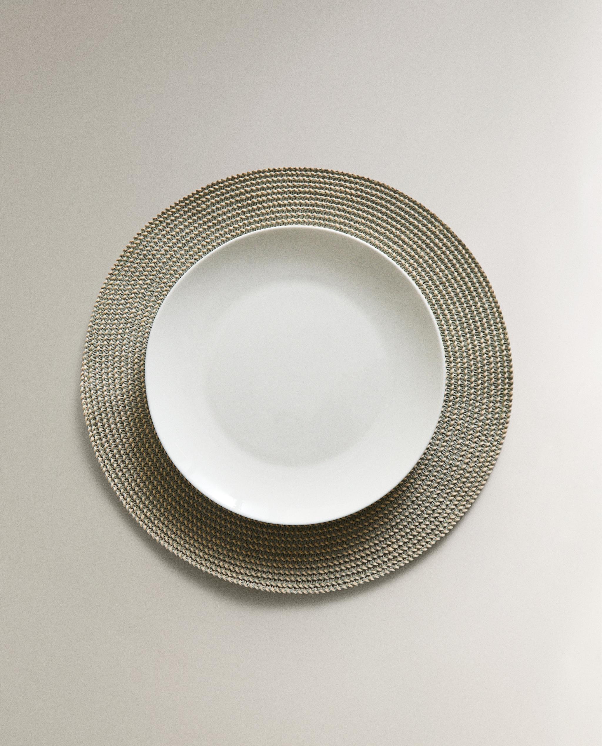 PACK OF PAPER PLACEMATS (PACK OF 2) product thumbnail 17