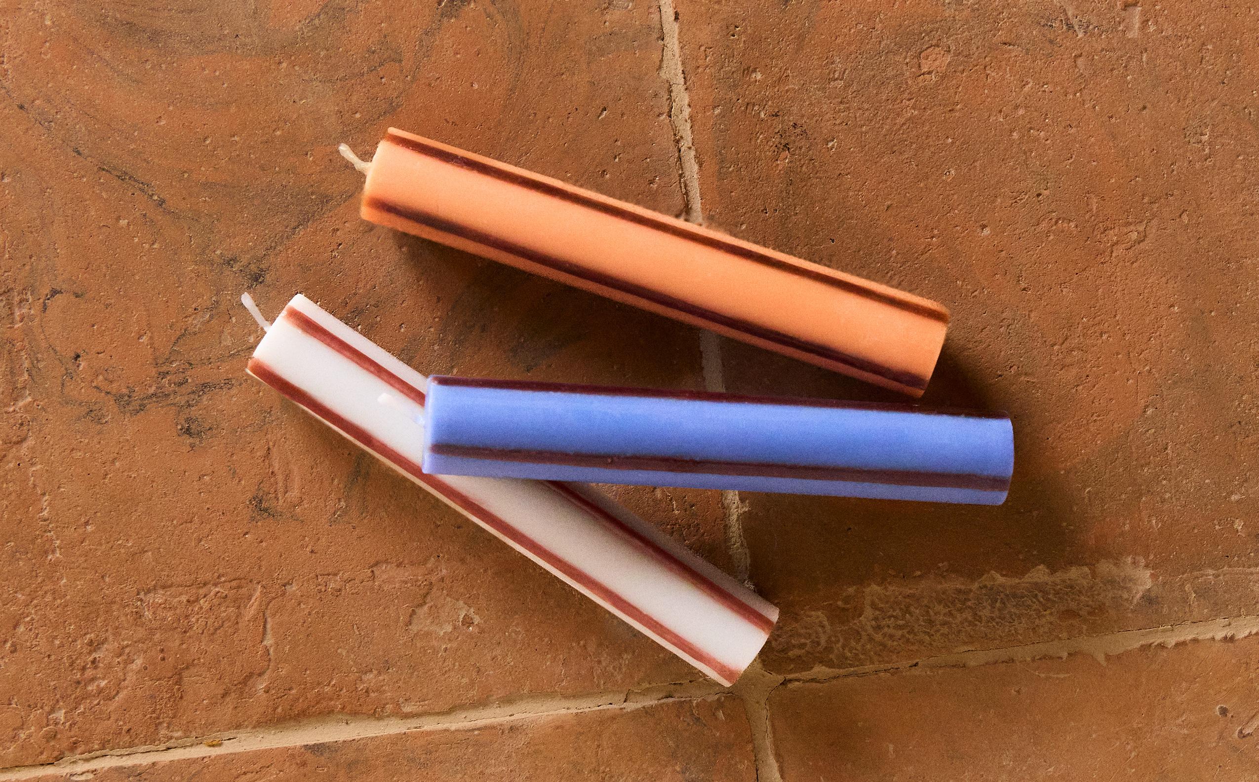 PACK OF LONG STRIPED CANDLES (PACK OF 3)