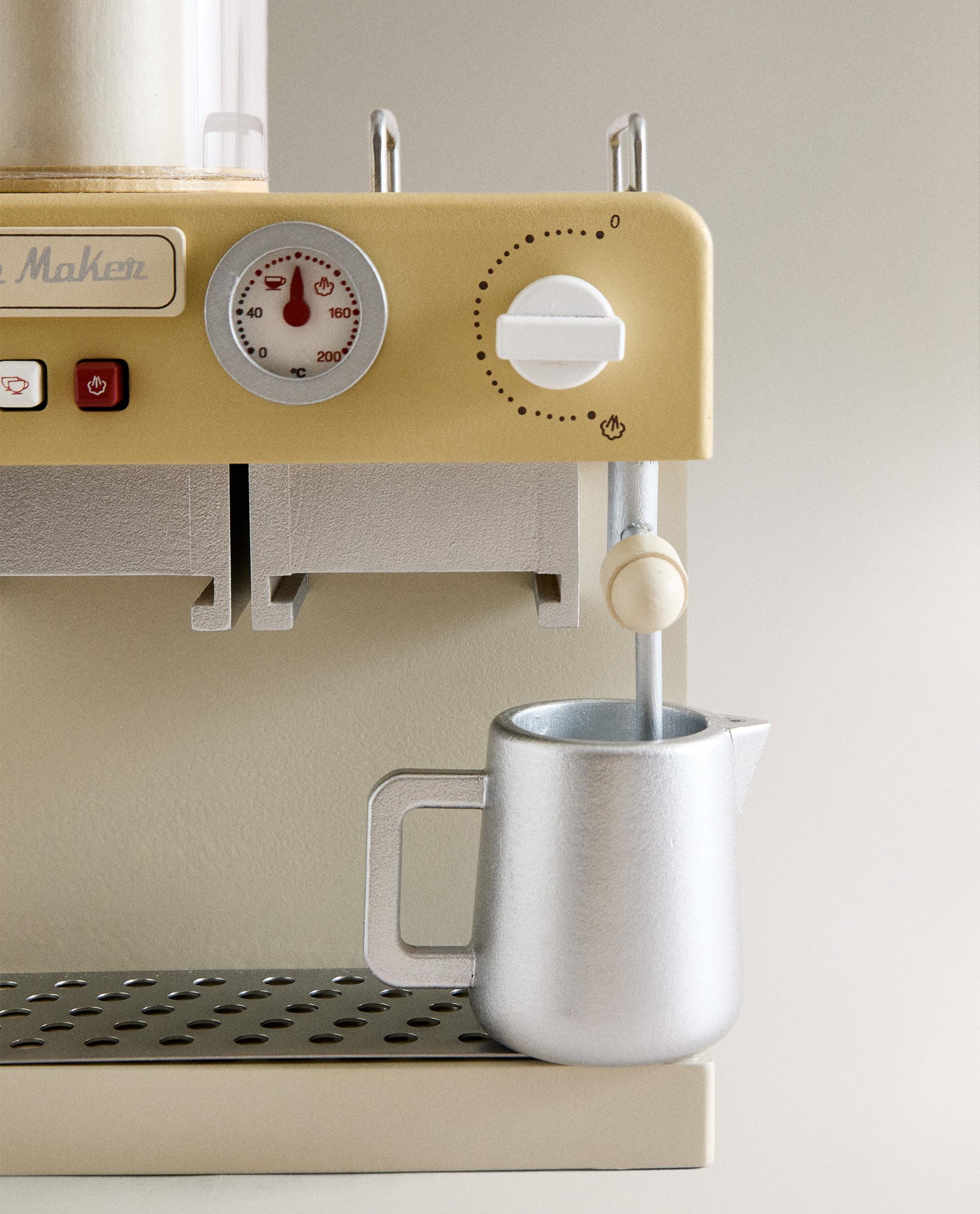 CHILDREN’S TOY COFFEE MAKER