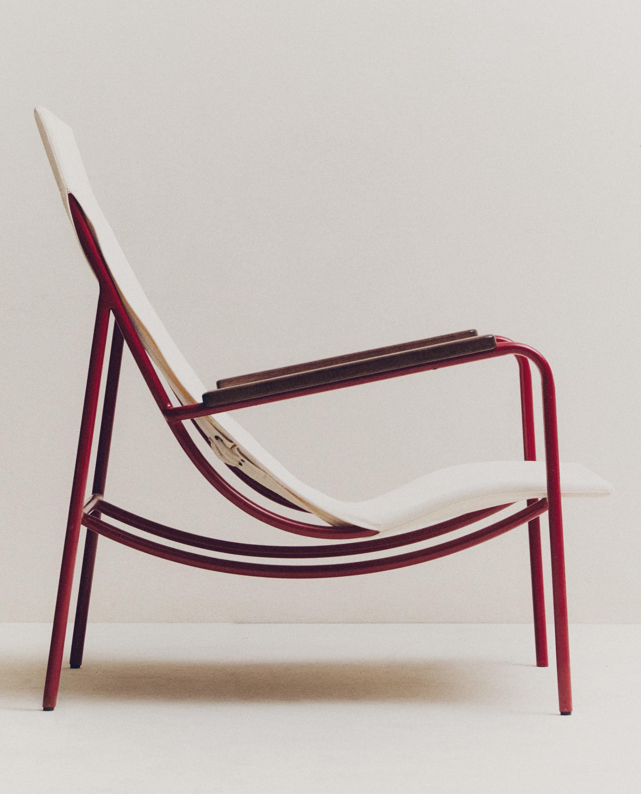 COLORED METAL FRAME CHAIR | Zara Home United States of America