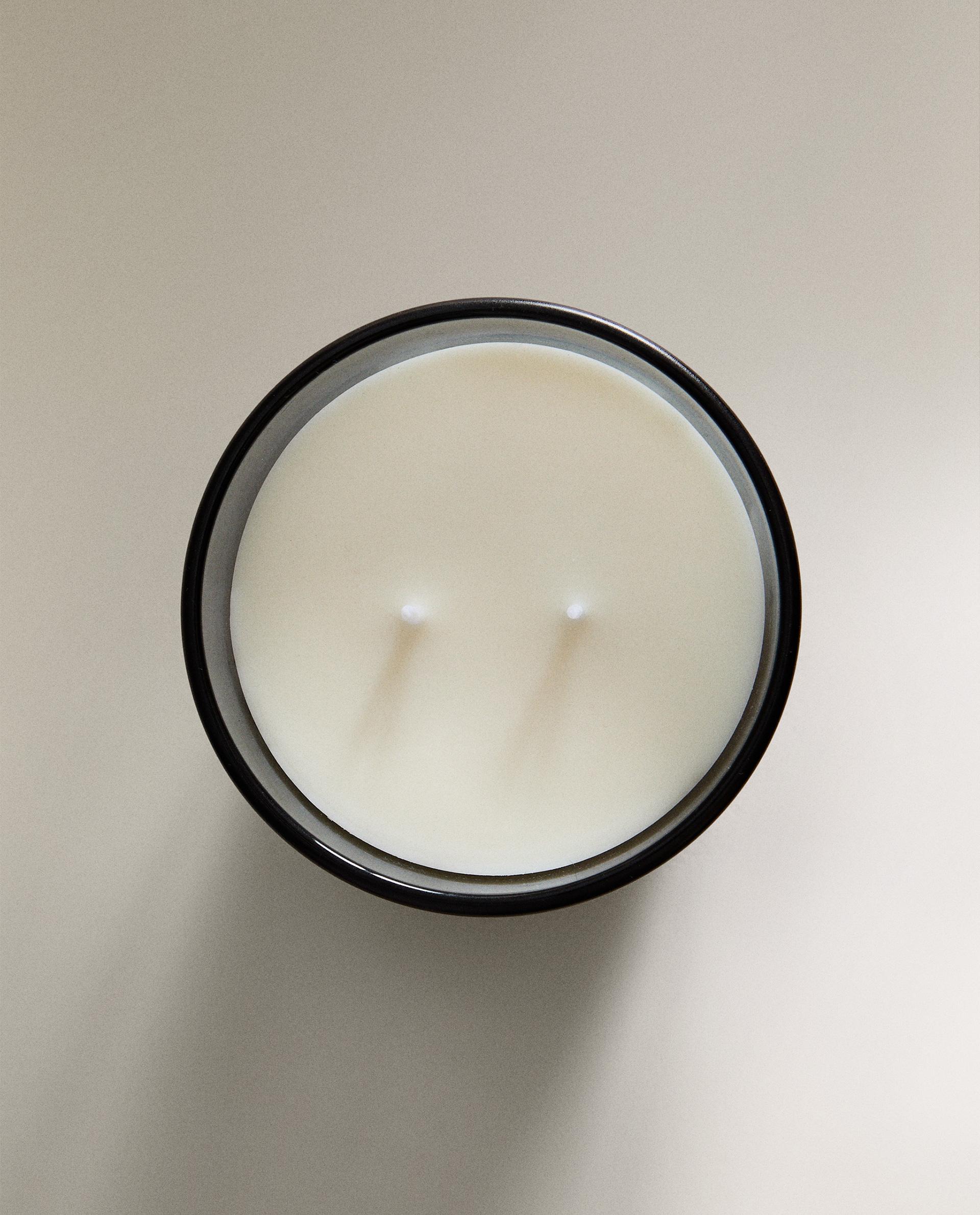 (400 G) LUMINOUS SAFFRON SCENTED CANDLE product thumbnail 9