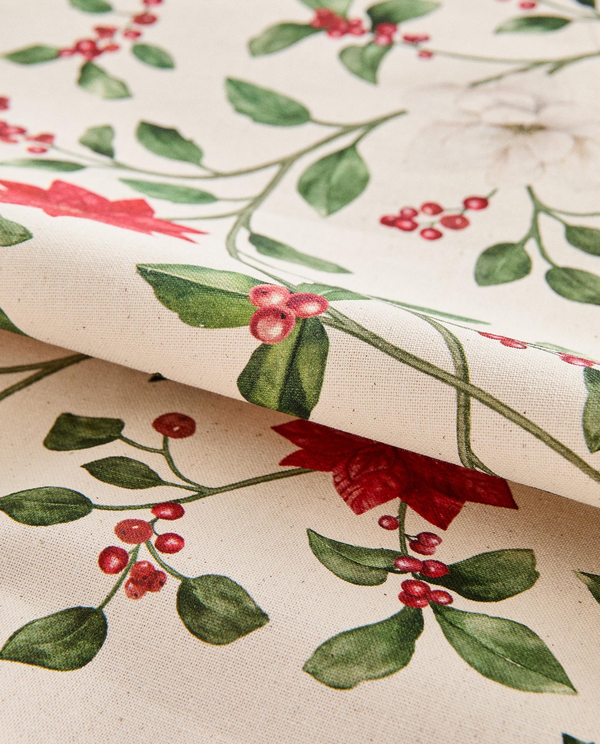 COTTON CHRISTMAS TABLECLOTH WITH BRANCHES AND FLOWERS