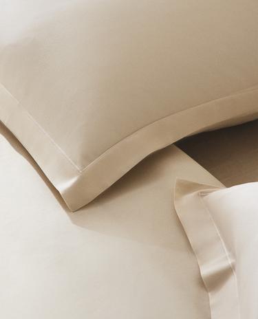 ציפית מסאטין עם עיטור (צפיפות 300 חוטים)