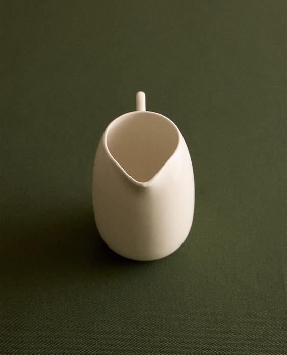 PLAIN STONEWARE MILK JUG