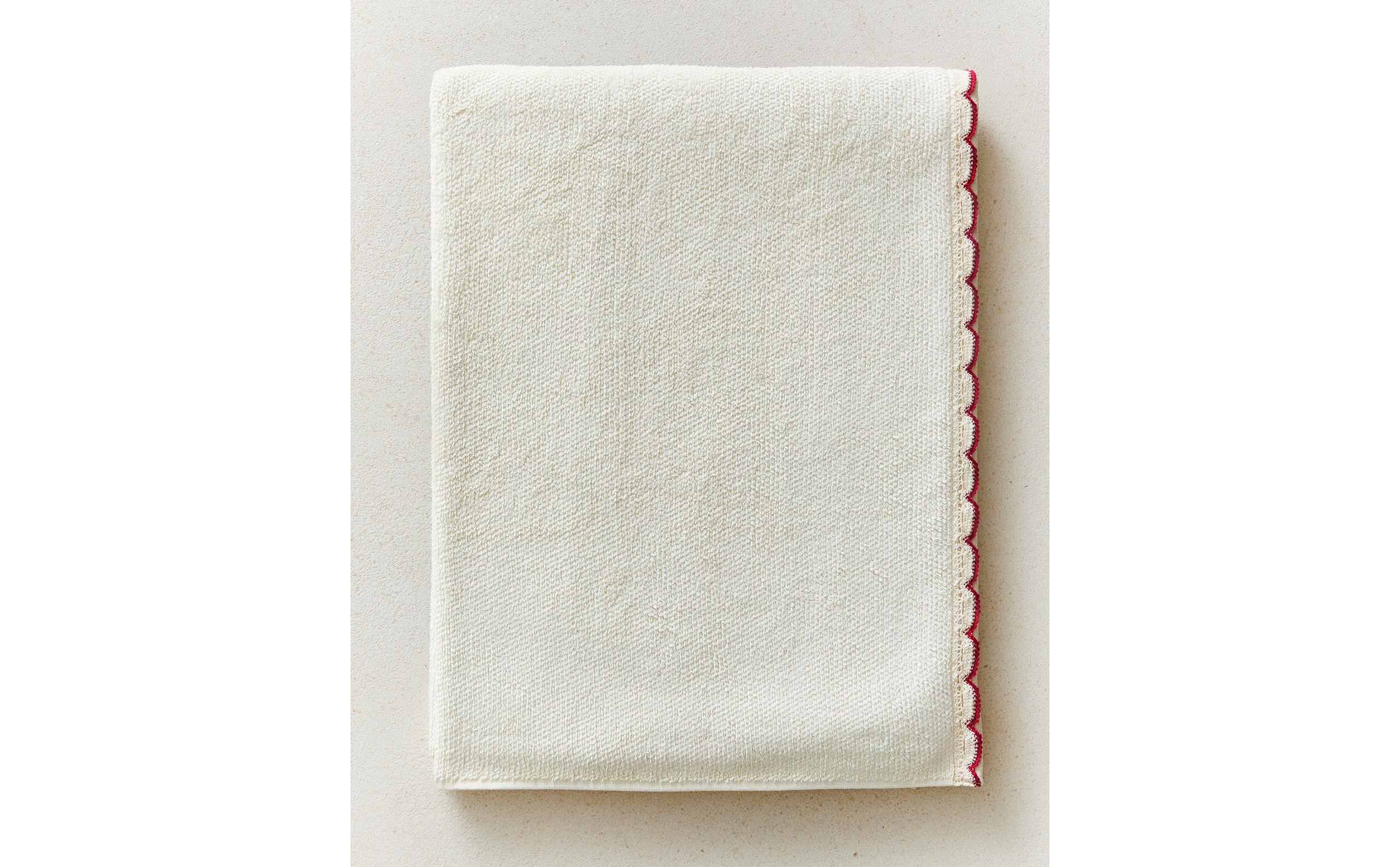 CONTRAST CROCHET BATH TOWEL product thumbnail 9