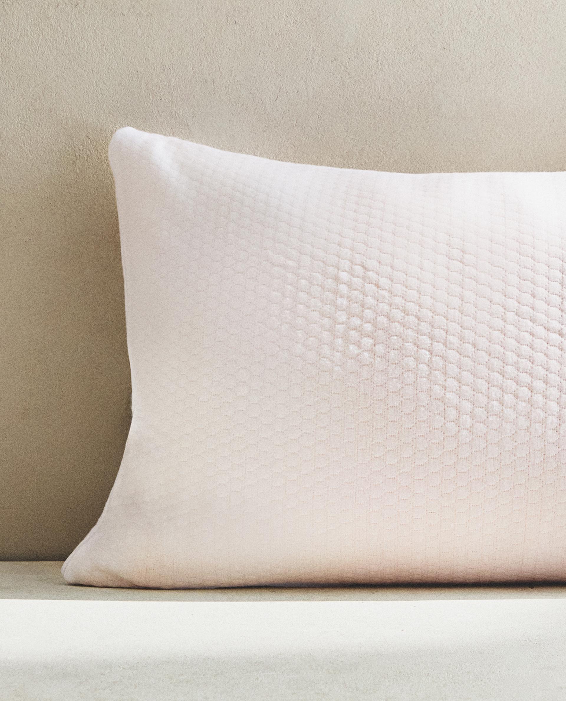 フェザー クッションフィリング（高グラム量） | Zara Home 日本/Japan