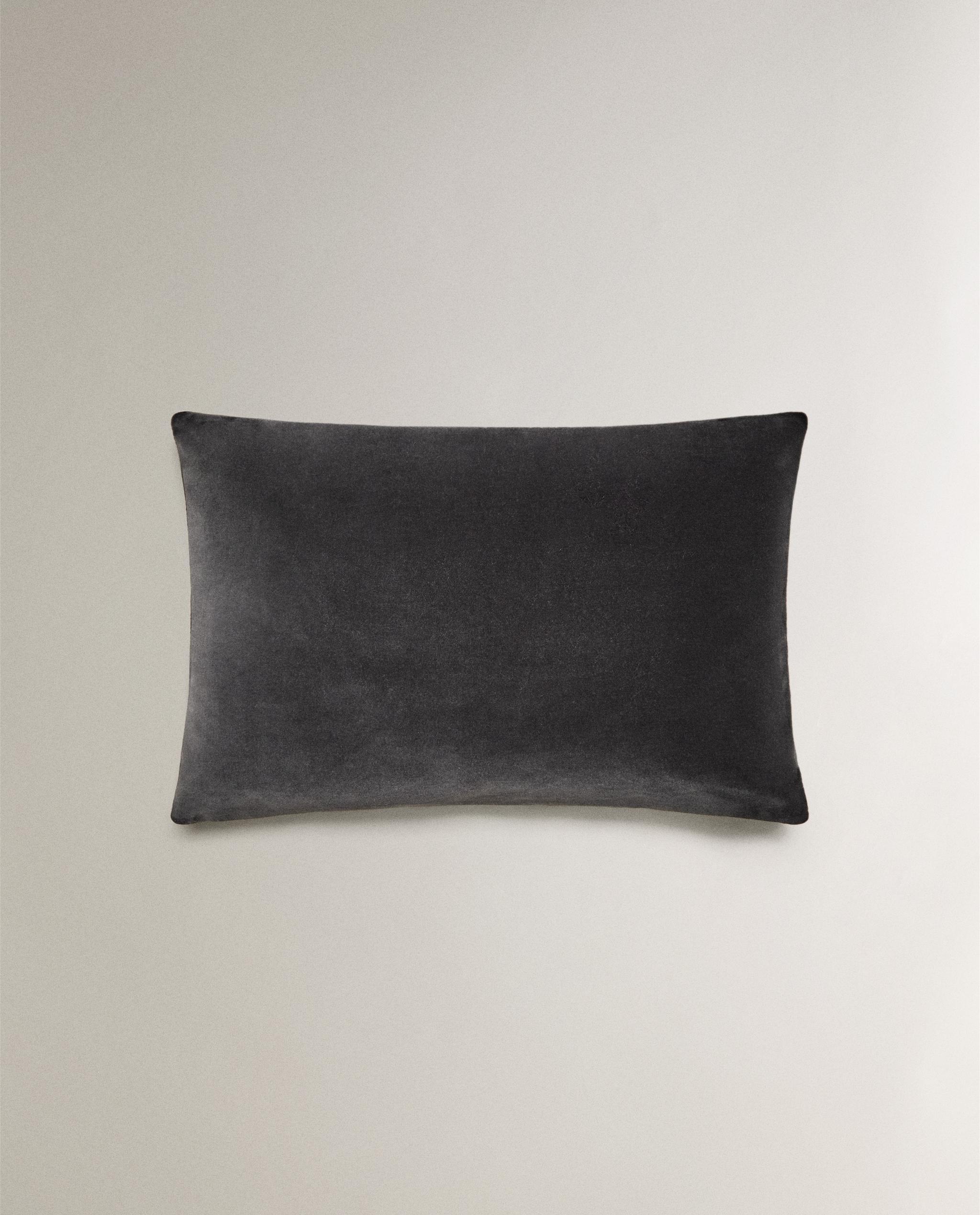 VELVET CUSHION COVER product thumbnail 11